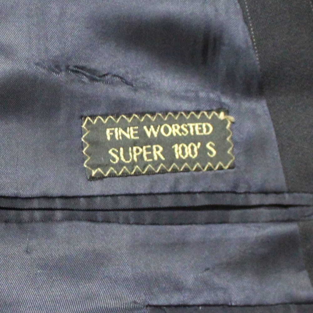 E. ZEGNA SUPER 100's navy double breasted 40R US - Picture 5 of 7